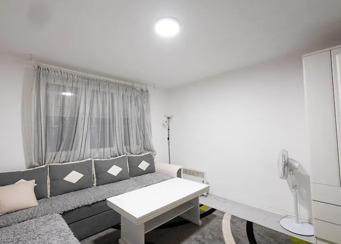 Suburban Escape 1 Apartman